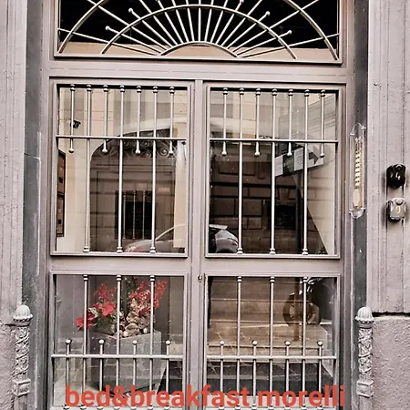 Bed Morelli 49 , Chiaia Bed and breakfast 2*