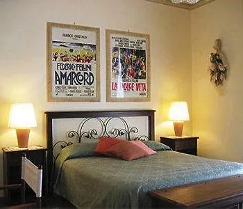 Bed Morelli 49 , Chiaia Bed and breakfast 2*