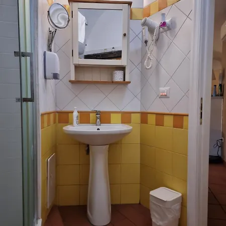 Bed Morelli 49 , Chiaia 2* Nápoles