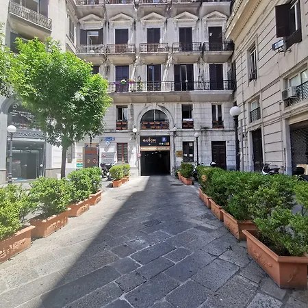 Oda ve Kahvaltı Bed Morelli 49 , Chiaia 4*