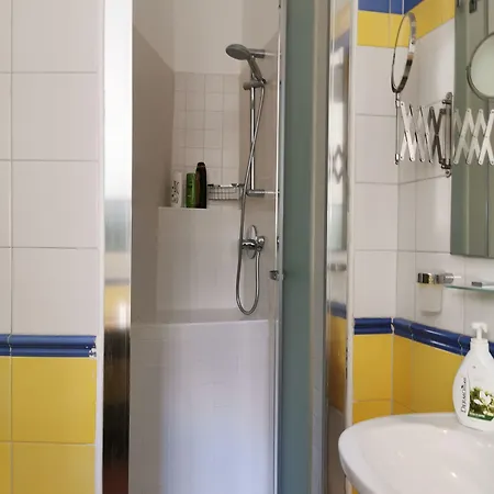 Bed Morelli 49 , Chiaia 4* Νάπολη