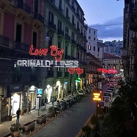 Nocleg ze śniadaniem Bed Morelli 49 , Chiaia