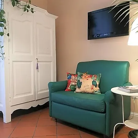 Bed Morelli 49 , Chiaia 4*
