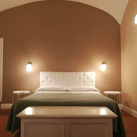 Nocleg ze śniadaniem Bed Morelli 49 , Chiaia