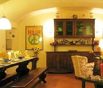 Bed Morelli 49 , Chiaia Bed & Breakfast Neapol
