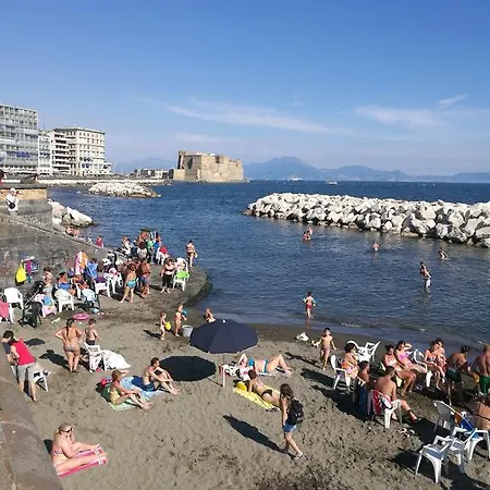 Bed & Breakfast Bed Morelli 49 , Chiaia