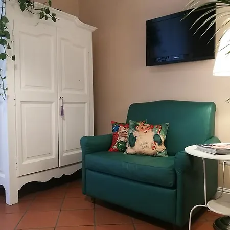 Bed Morelli 49 , Chiaia 4*