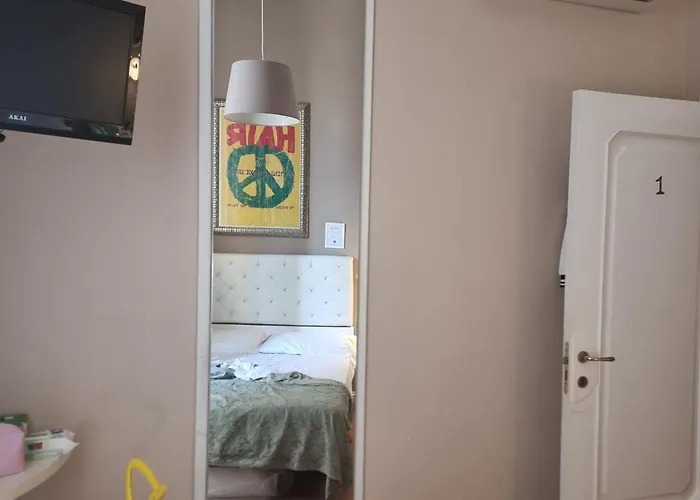 Bed Morelli 49 , Chiaia 4*