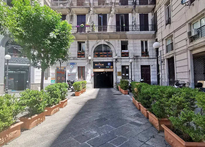 Bed and Breakfast Bed Morelli 49 , Chiaia 4*