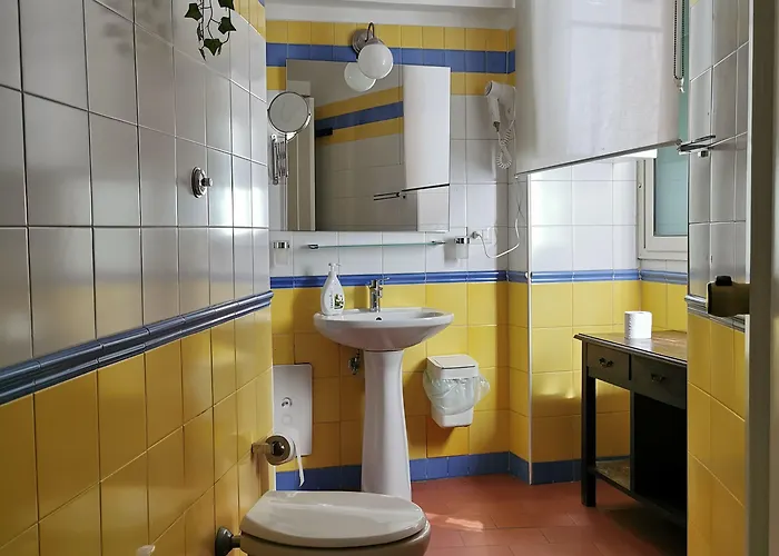 Bed Morelli 49 , Chiaia Νάπολη