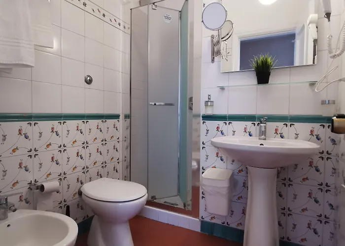 Bed Morelli 49 , Chiaia Bed and Breakfast