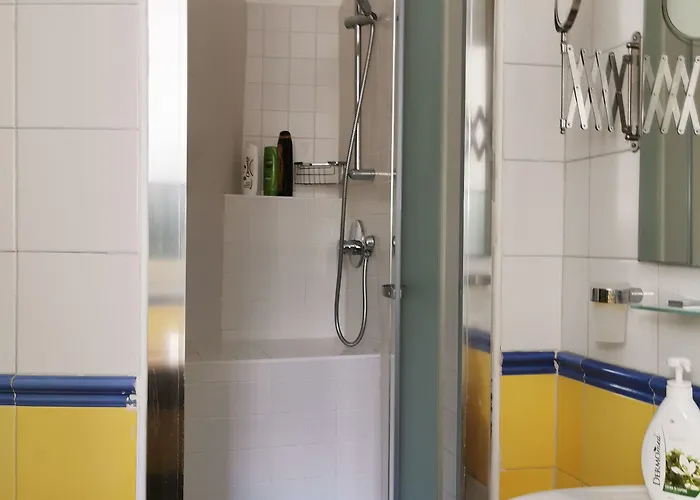 Bed Morelli 49 , Chiaia 4* Νάπολη