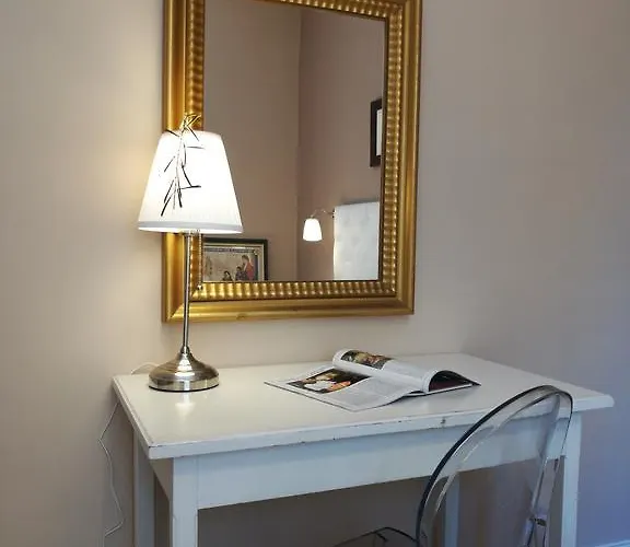 Bed Morelli 49 , Chiaia