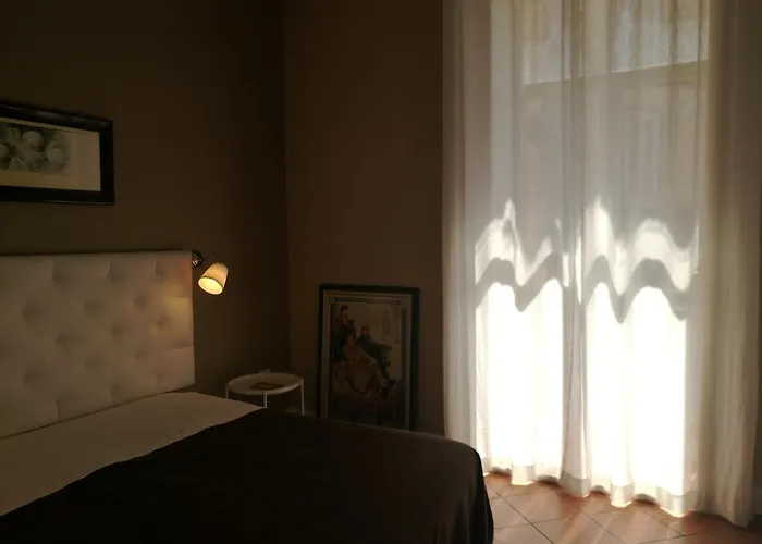 Bed Morelli 49 , Chiaia Νάπολη