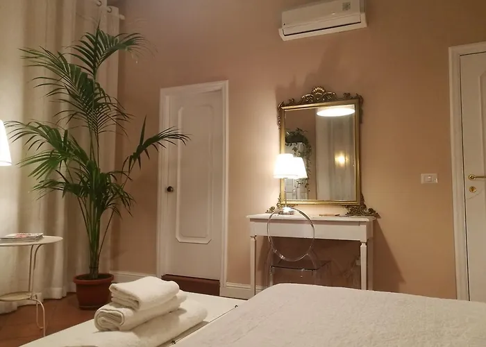 Bed and Breakfast Bed Morelli 49 , Chiaia 4*