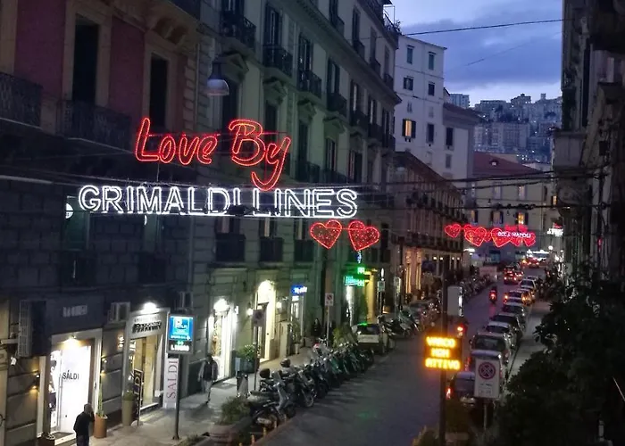 Bed Morelli 49 , Chiaia Νάπολη