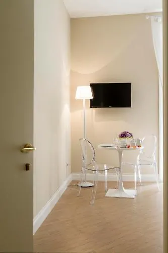 Bed and Breakfast Bed Morelli 49 , Chiaia Νάπολη