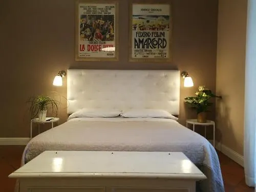 Bed Morelli 49 , Chiaia 4* Νάπολη