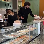 Alojamento de Acomodação e Pequeno-almoço Bed Morelli 49 , Chiaia