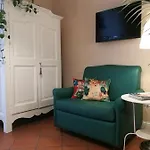 Bed Morelli 49 , Chiaia 4*