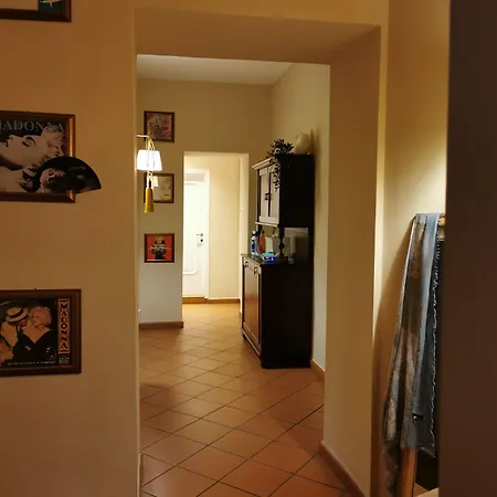 Bed Morelli 49 , Chiaia Neapol