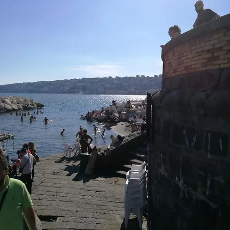 Bed Morelli 49 , Chiaia 4* נאפולי