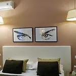 Bed Morelli 49 , Chiaia 4* Neapel