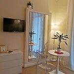 Bed Morelli 49 , Chiaia 4*