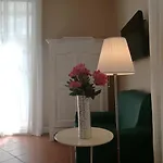 Bed & Breakfast Bed Morelli 49 , Chiaia