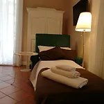 Bed Morelli 49 , Chiaia Neapel