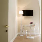 Bed & Breakfast Bed Morelli 49 , Chiaia Neapel