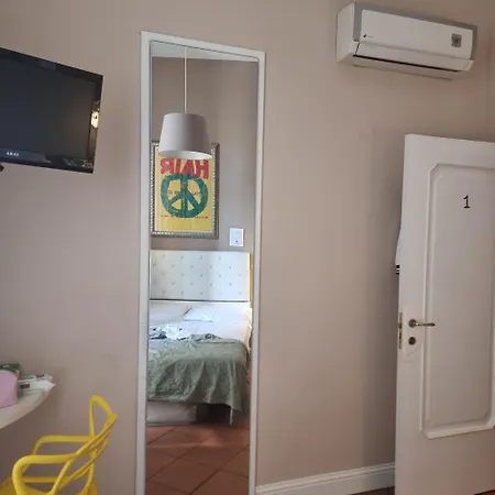 Bed Morelli 49 , Chiaia 4*