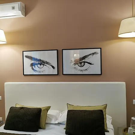 Bed Morelli 49 , Chiaia 4* Napoli